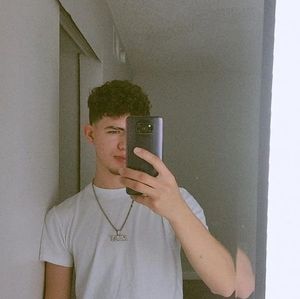 Meet your Posher, Jean